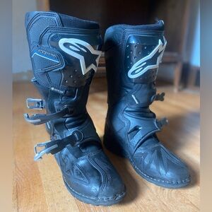 Alpinestars Toucan Gore-Tex Boots sz 9 | Motorcycle Touring Gear | Weatherproof